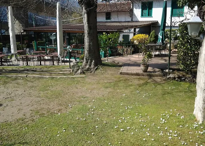 Pensjonat Trattoria I Bodega Abbadia Lariana